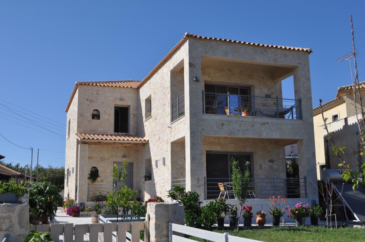 Liri'S Apartments Kalamaki  Exterior photo