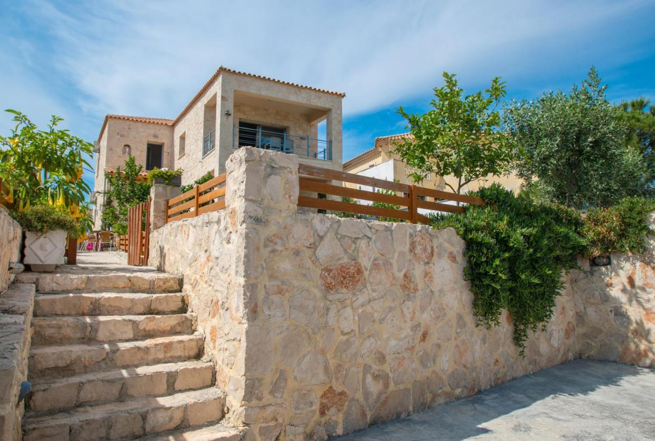 Liri'S Apartments Kalamaki  Exterior photo